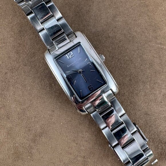 Vintage Kenneth Cole All Stainless Steel Blue Sunburst Dial Silver Accents - Picture 3 of 7